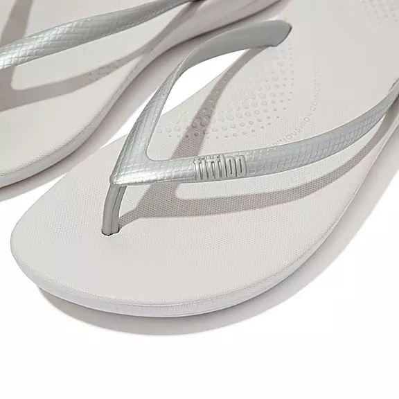FitFlop IQUSHION Ergonomic Tong Argent | 79539508